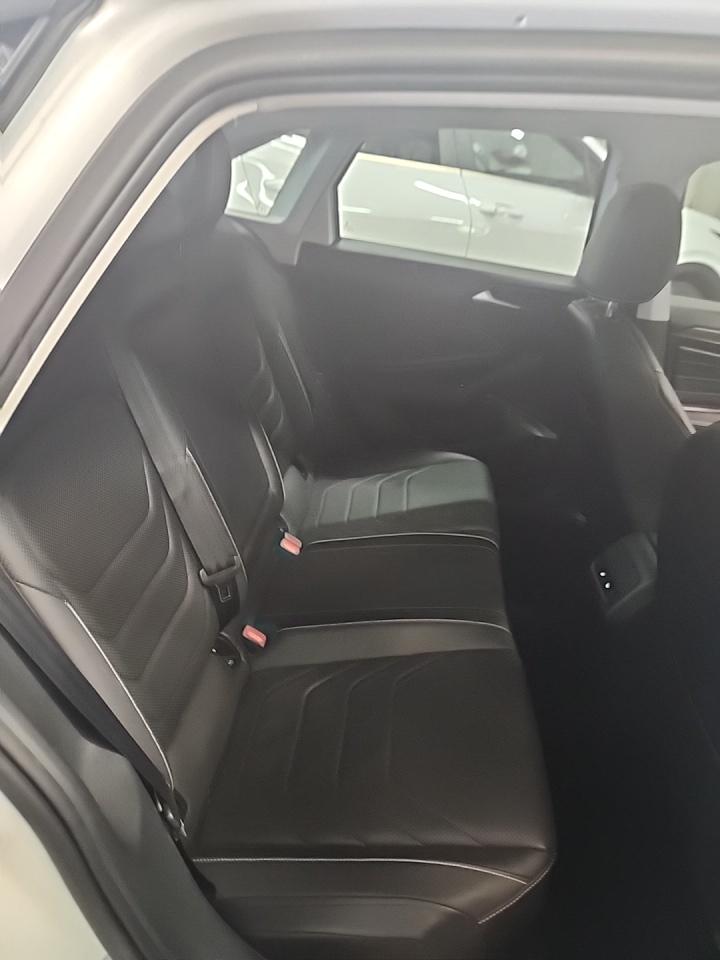 2022 Volkswagen Jetta 1.5T SEL FWD