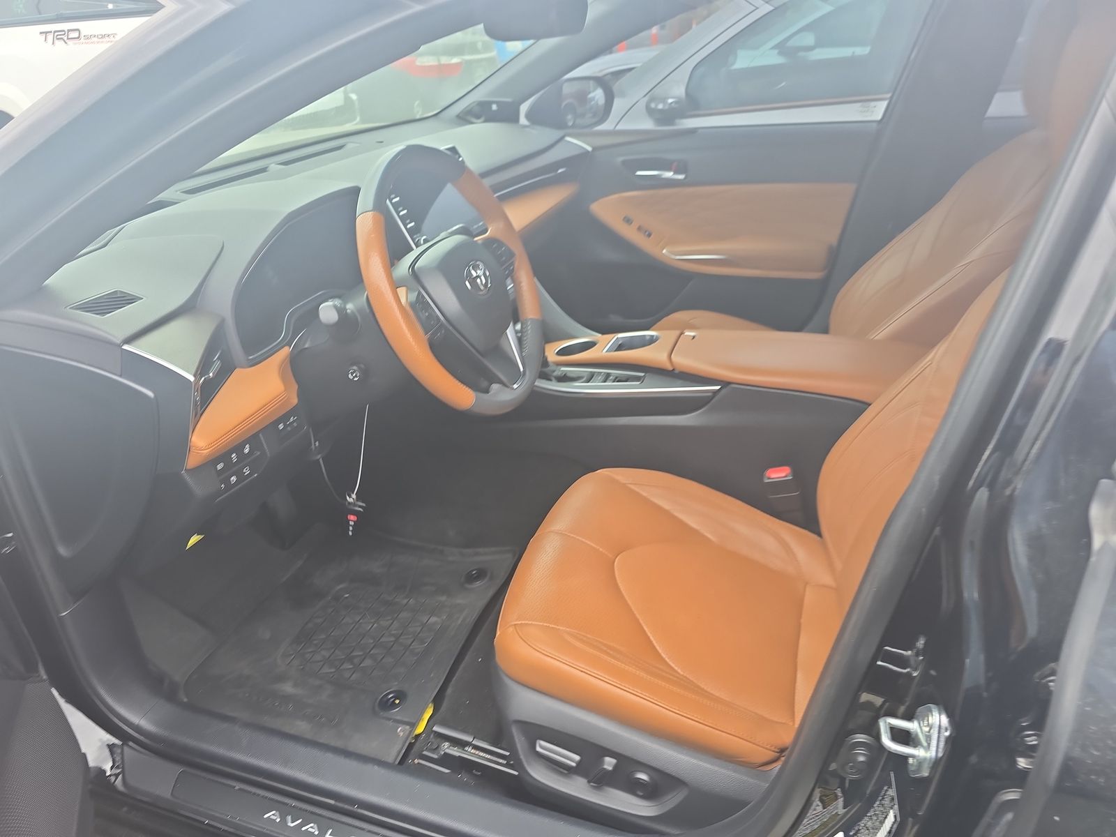 2021 Toyota Avalon Hybrid Limited FWD