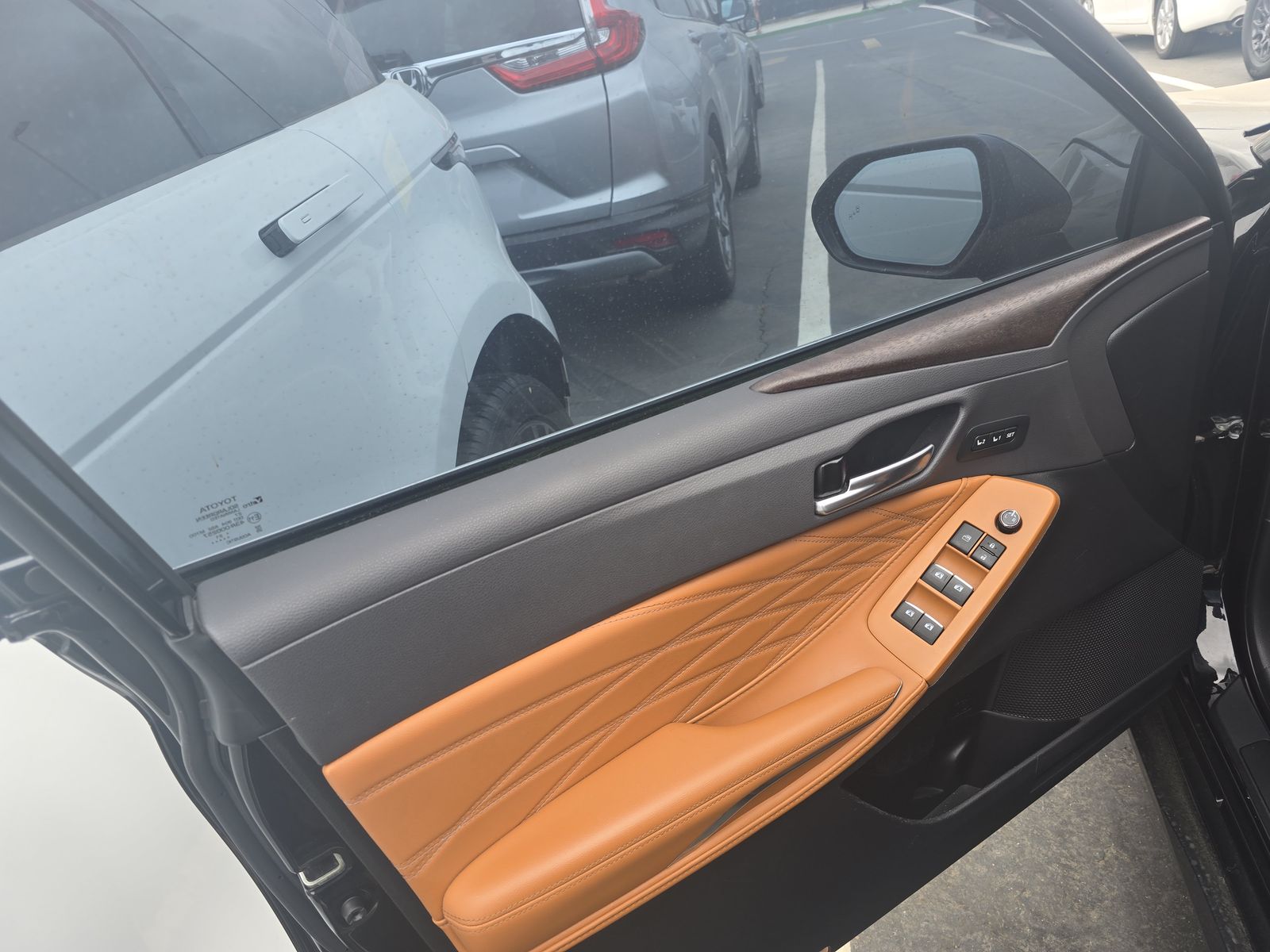 2021 Toyota Avalon Hybrid Limited FWD