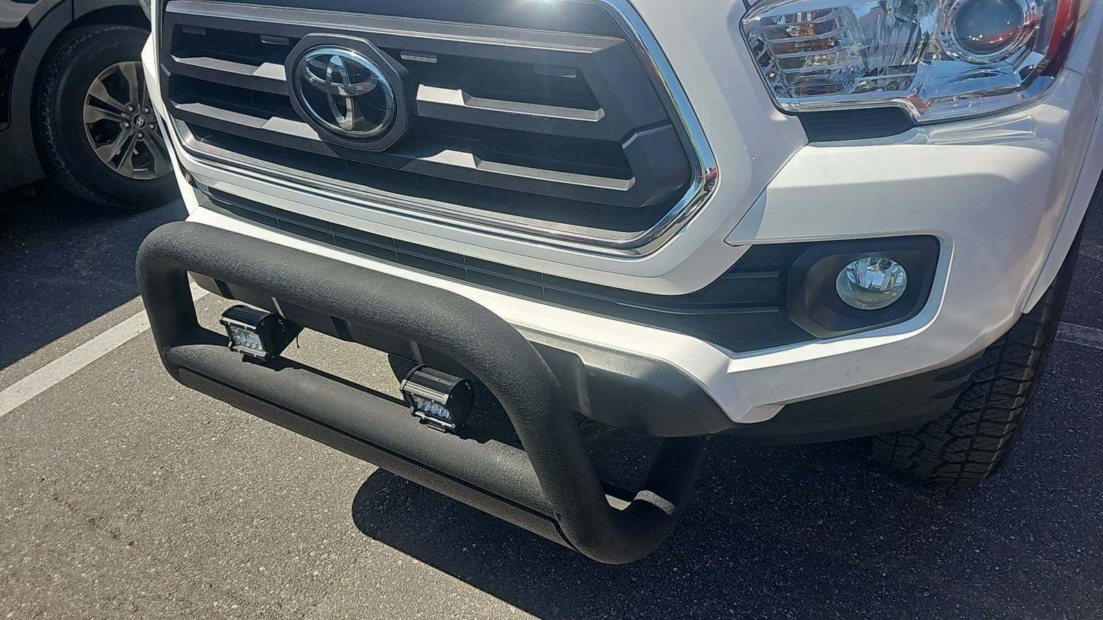 2022 Toyota Tacoma SR5 RWD