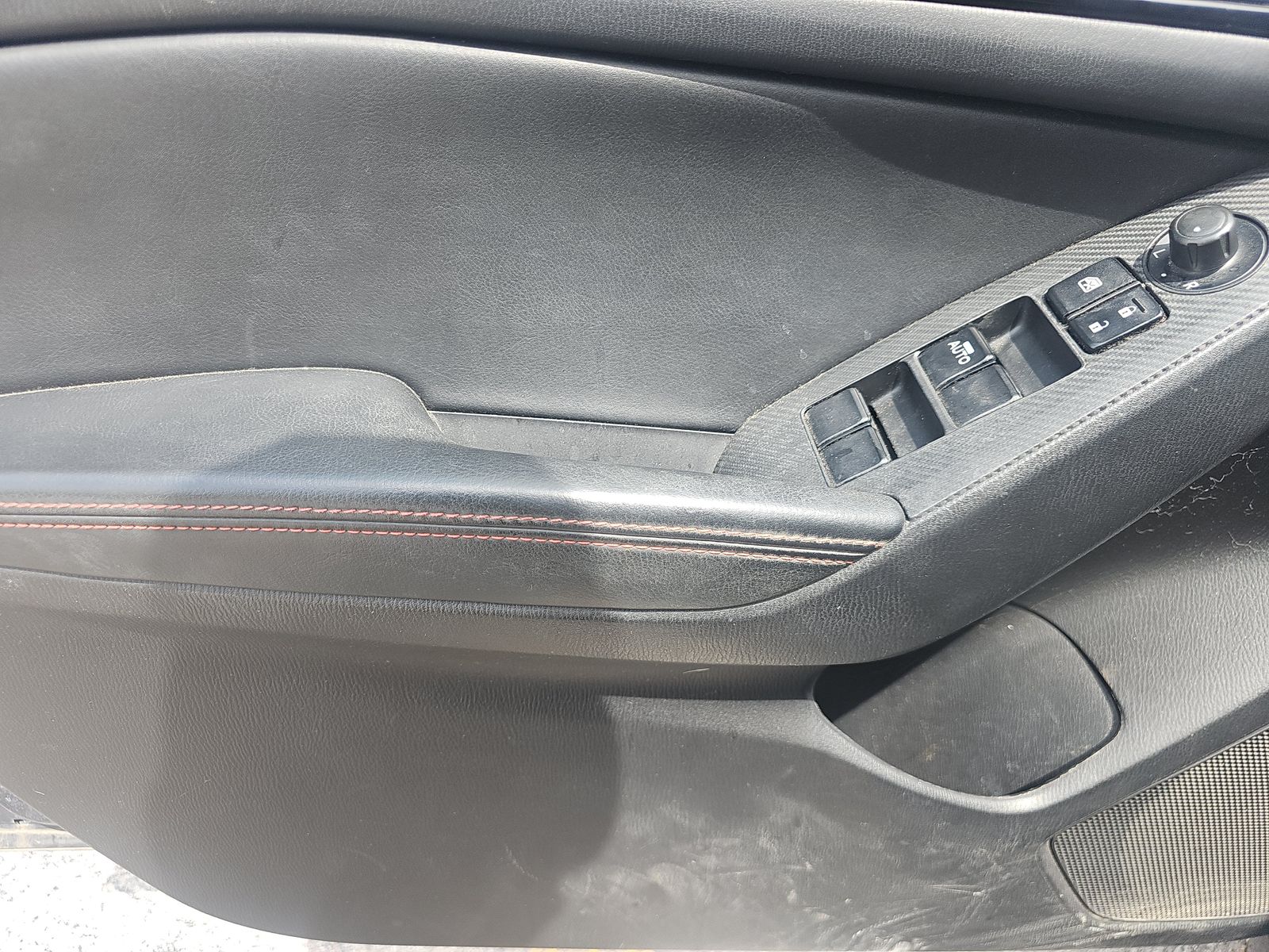 2015 MAZDA MAZDA3 s Touring FWD