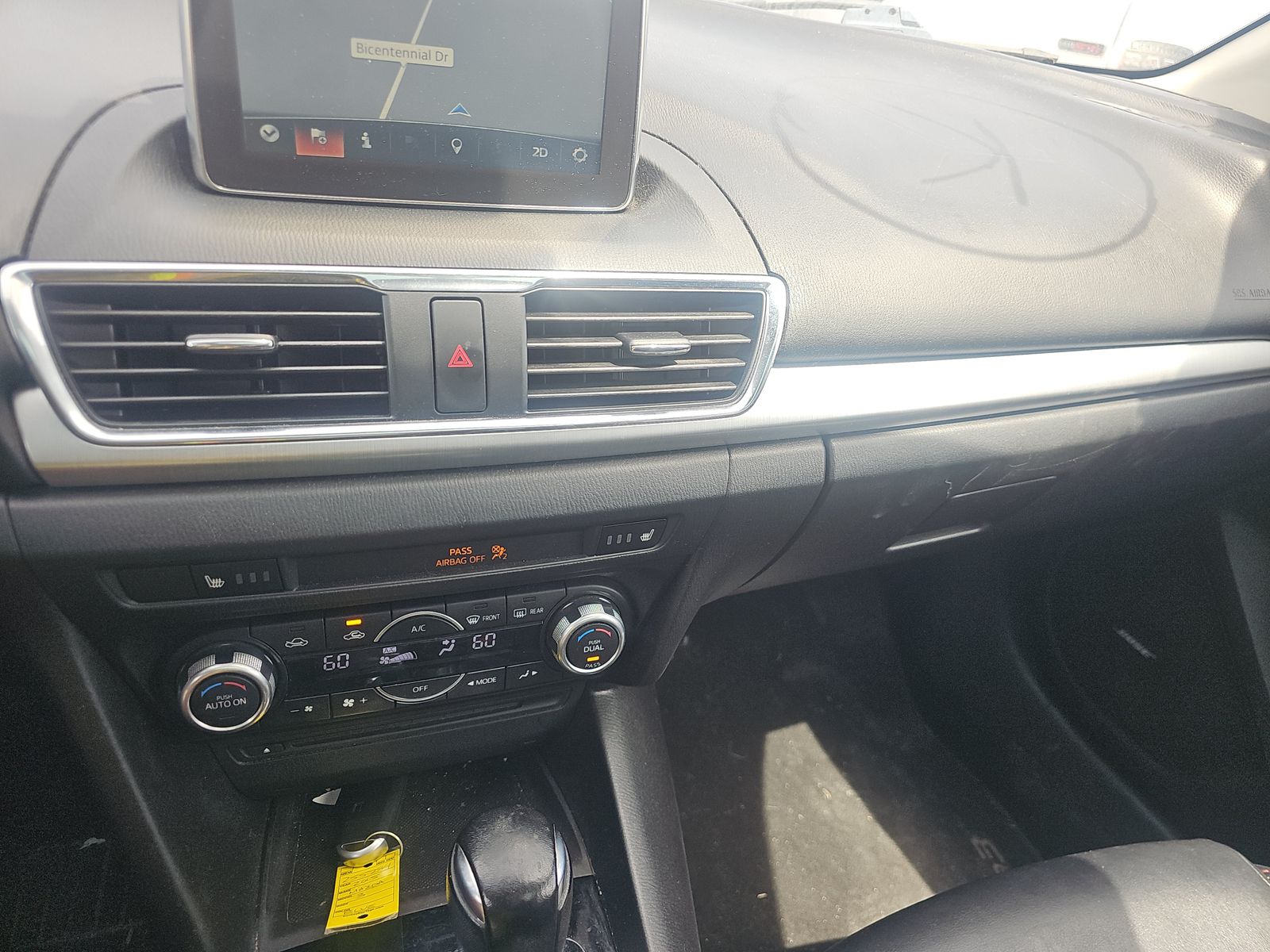 2015 MAZDA MAZDA3 s Touring FWD