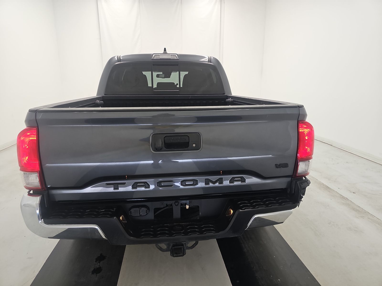 2022 Toyota Tacoma SR5 RWD
