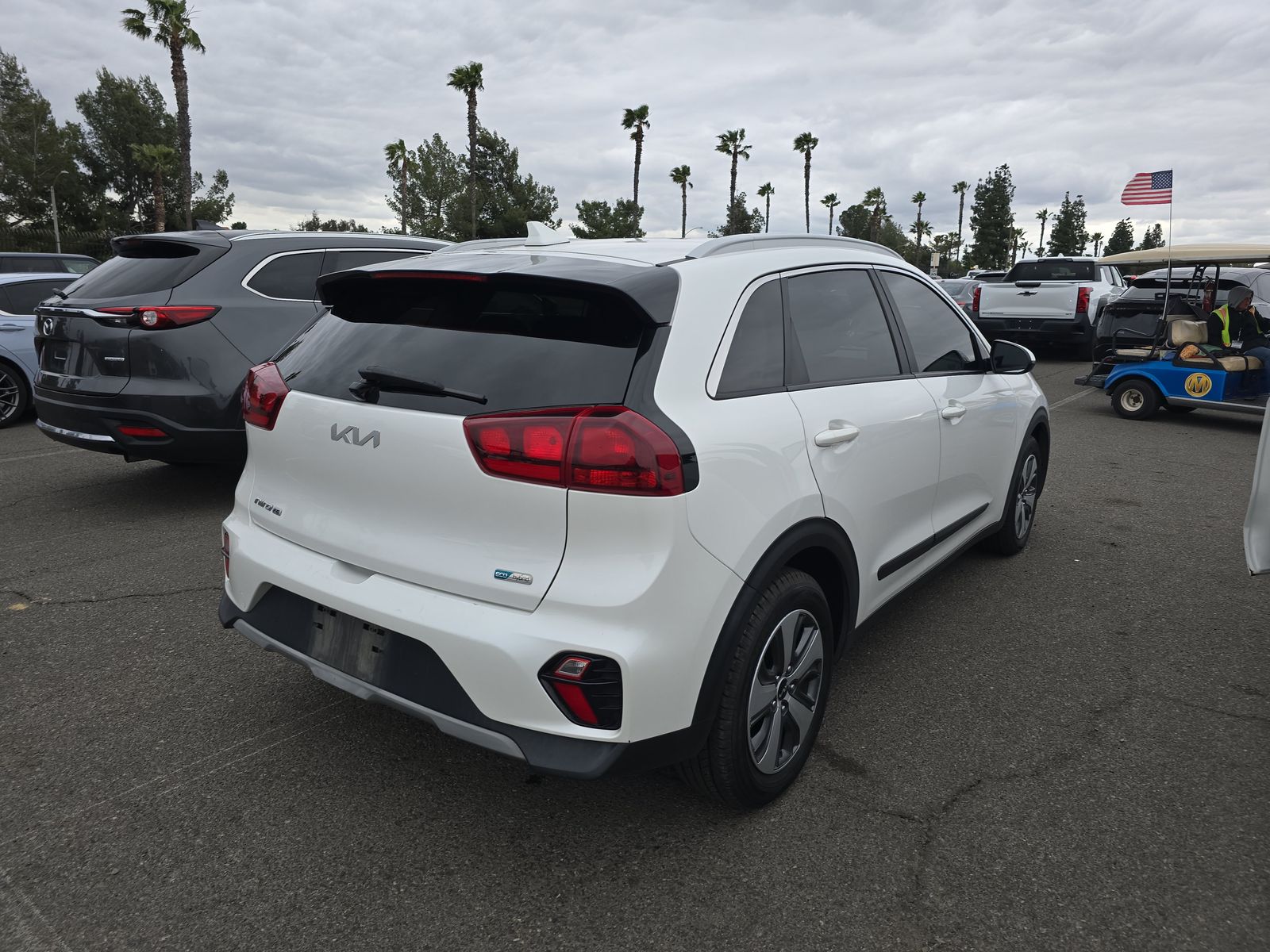 2022 Kia Niro LX FWD
