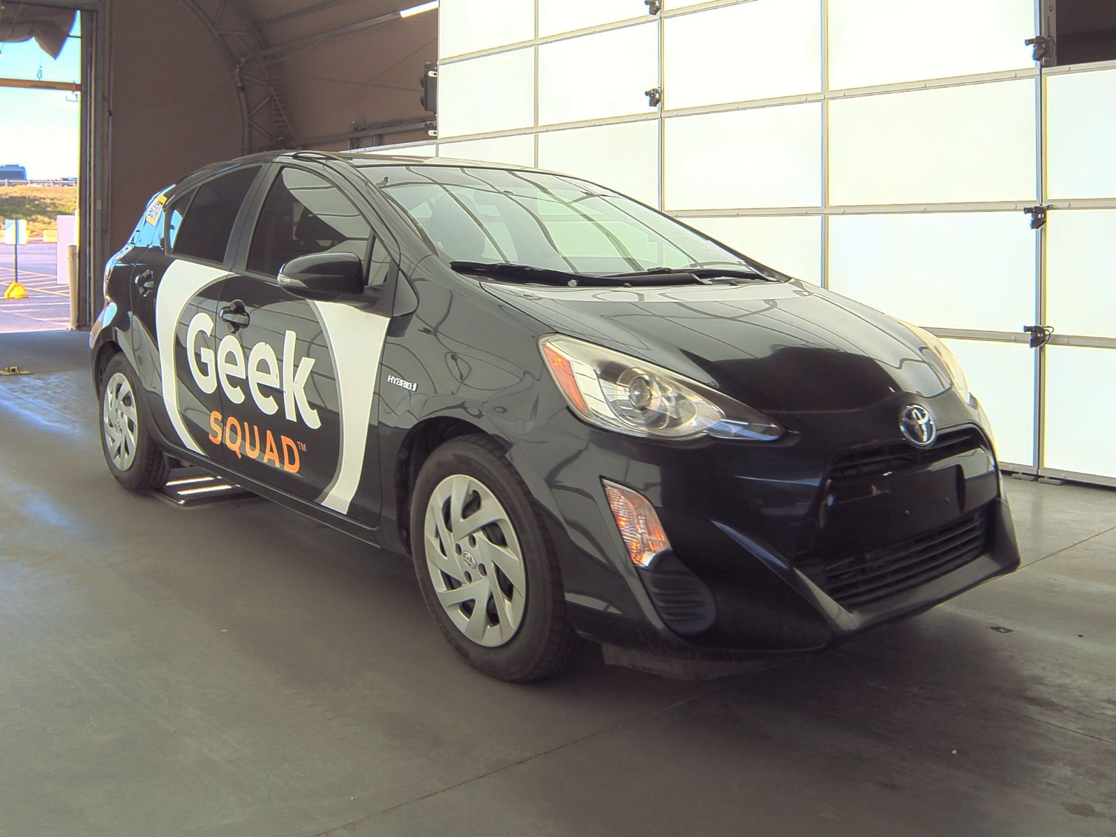 2016 Toyota Prius c Two FWD