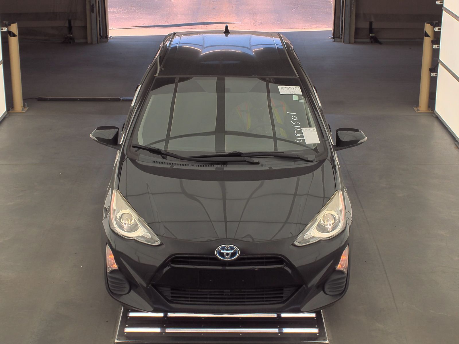 2016 Toyota Prius c Two FWD