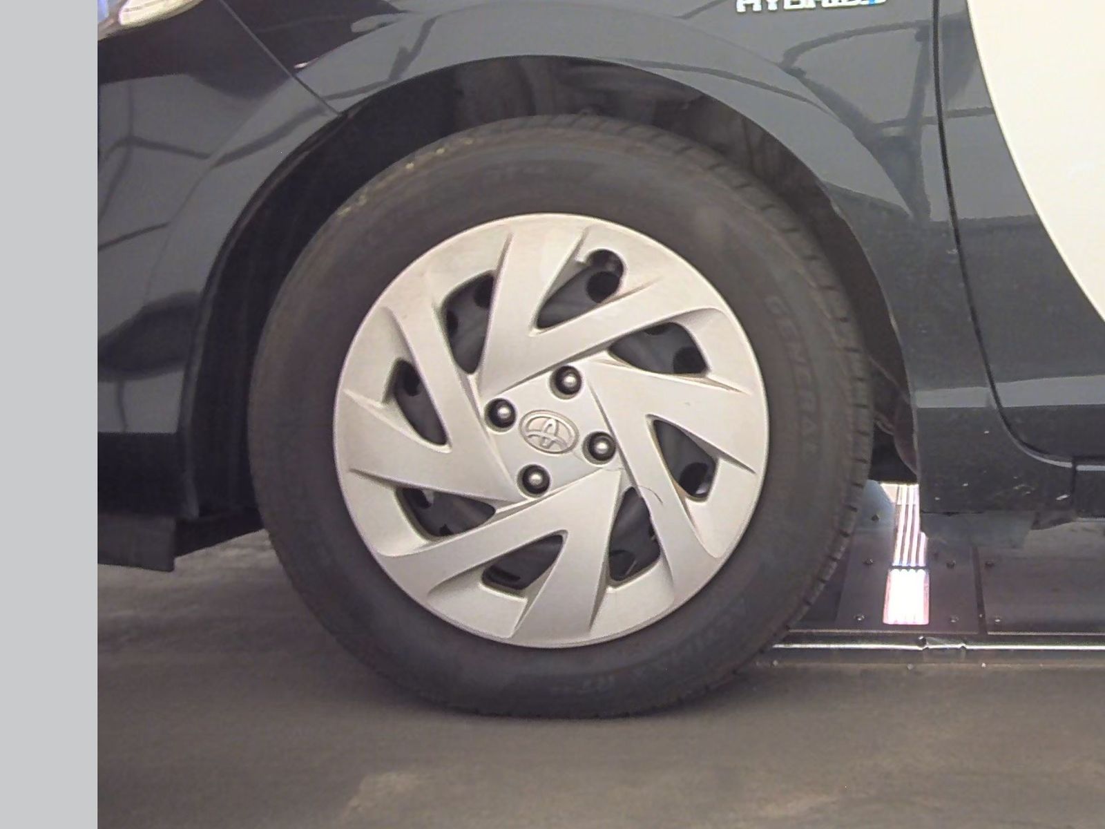 2016 Toyota Prius c Two FWD