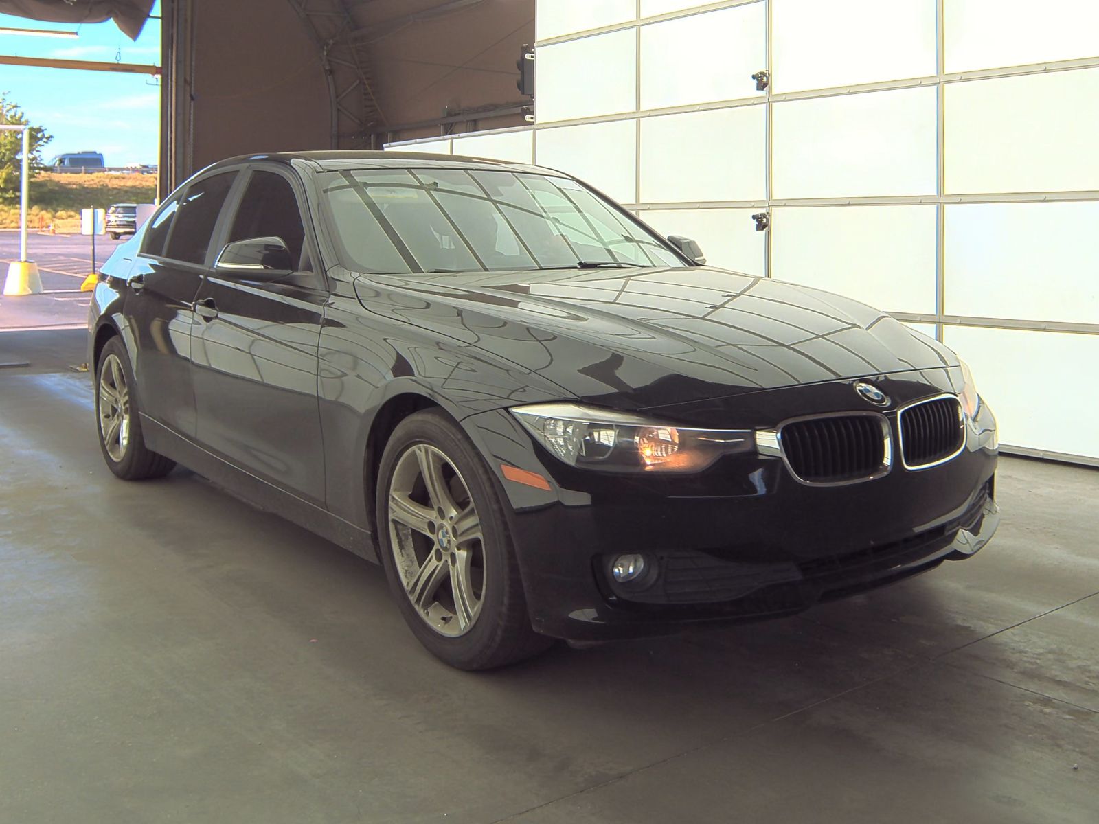 2014 BMW 3 Series 320i RWD