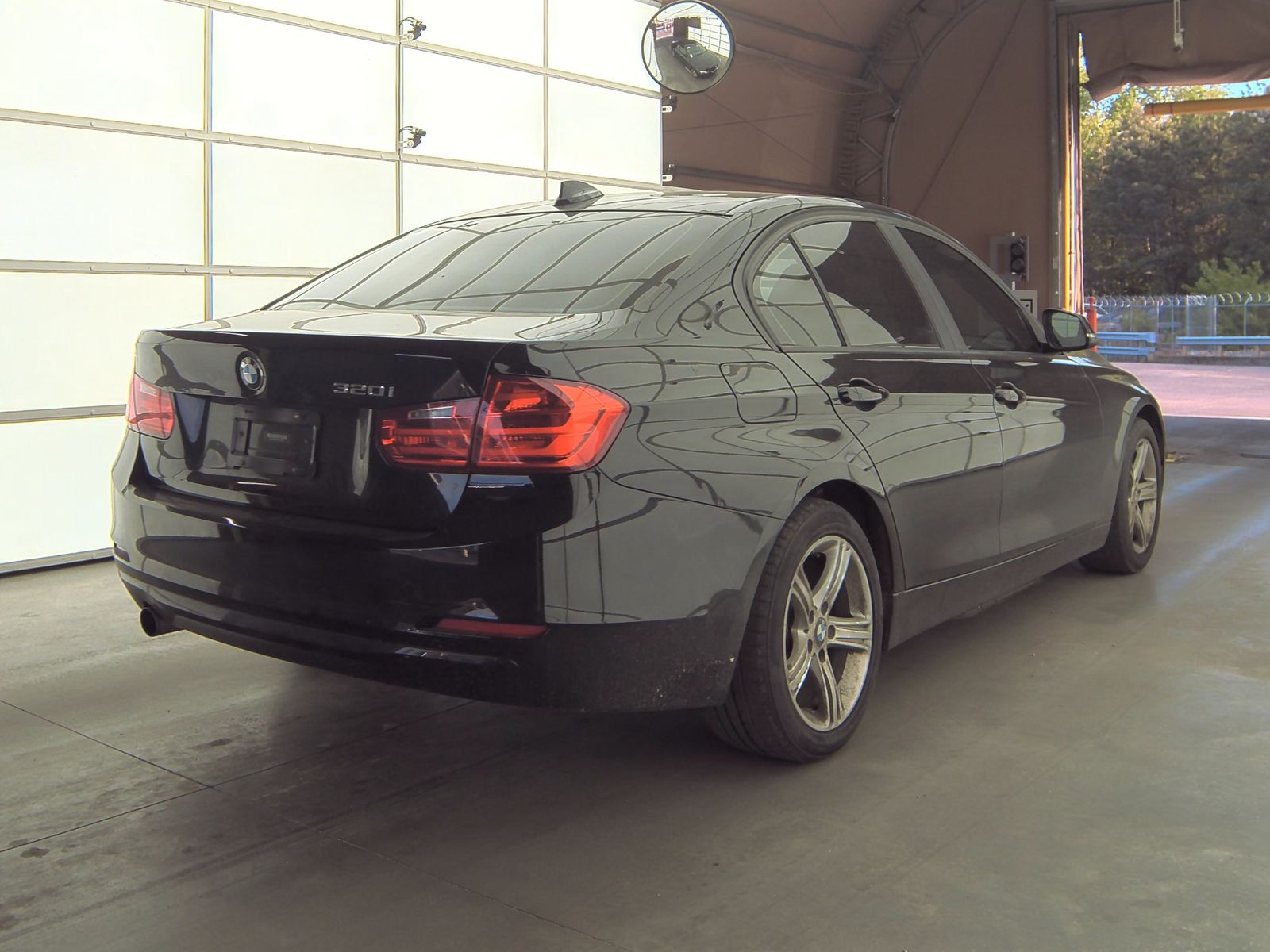 2014 BMW 3 Series 320i RWD