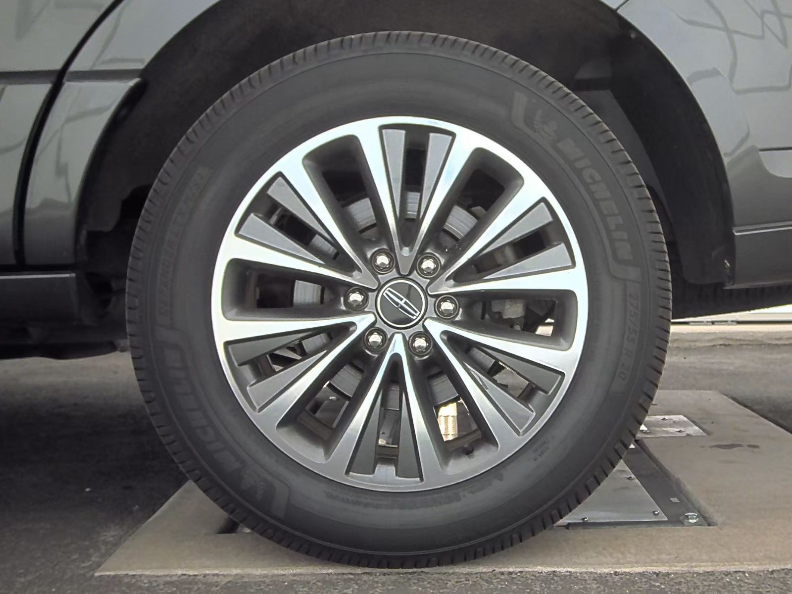 2017 Lincoln Navigator Select RWD