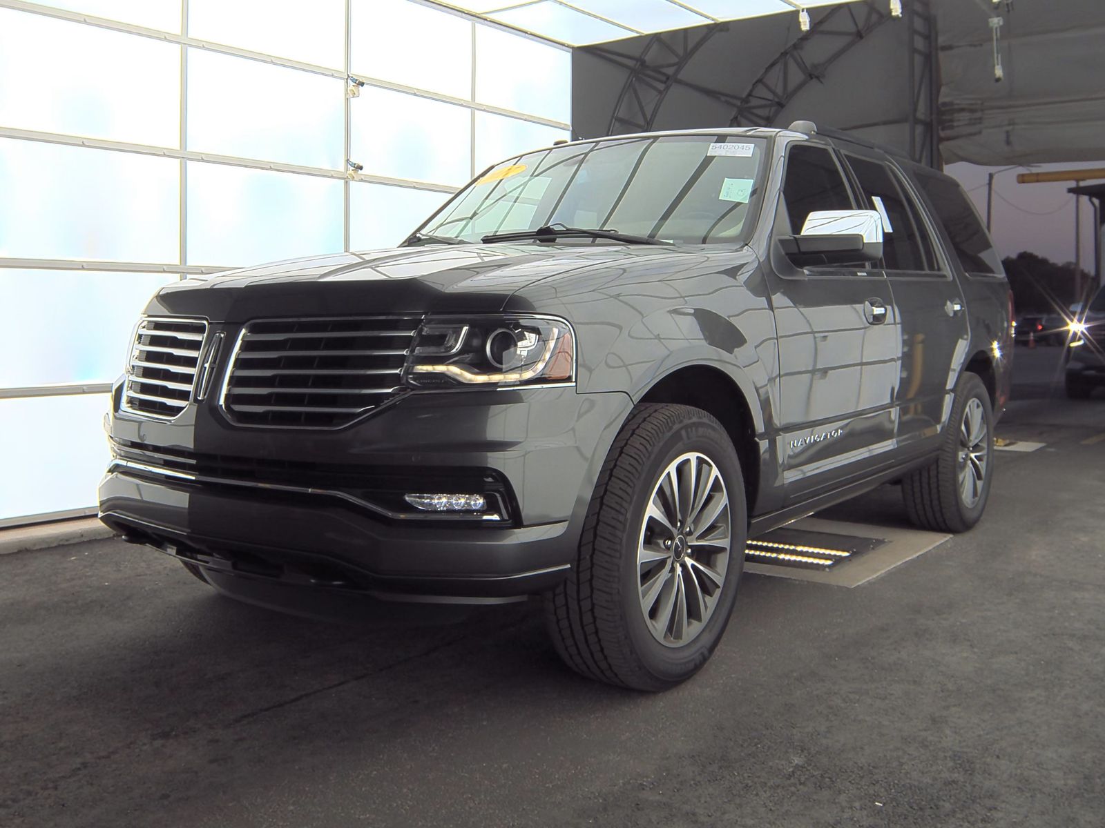 2017 Lincoln Navigator Select RWD