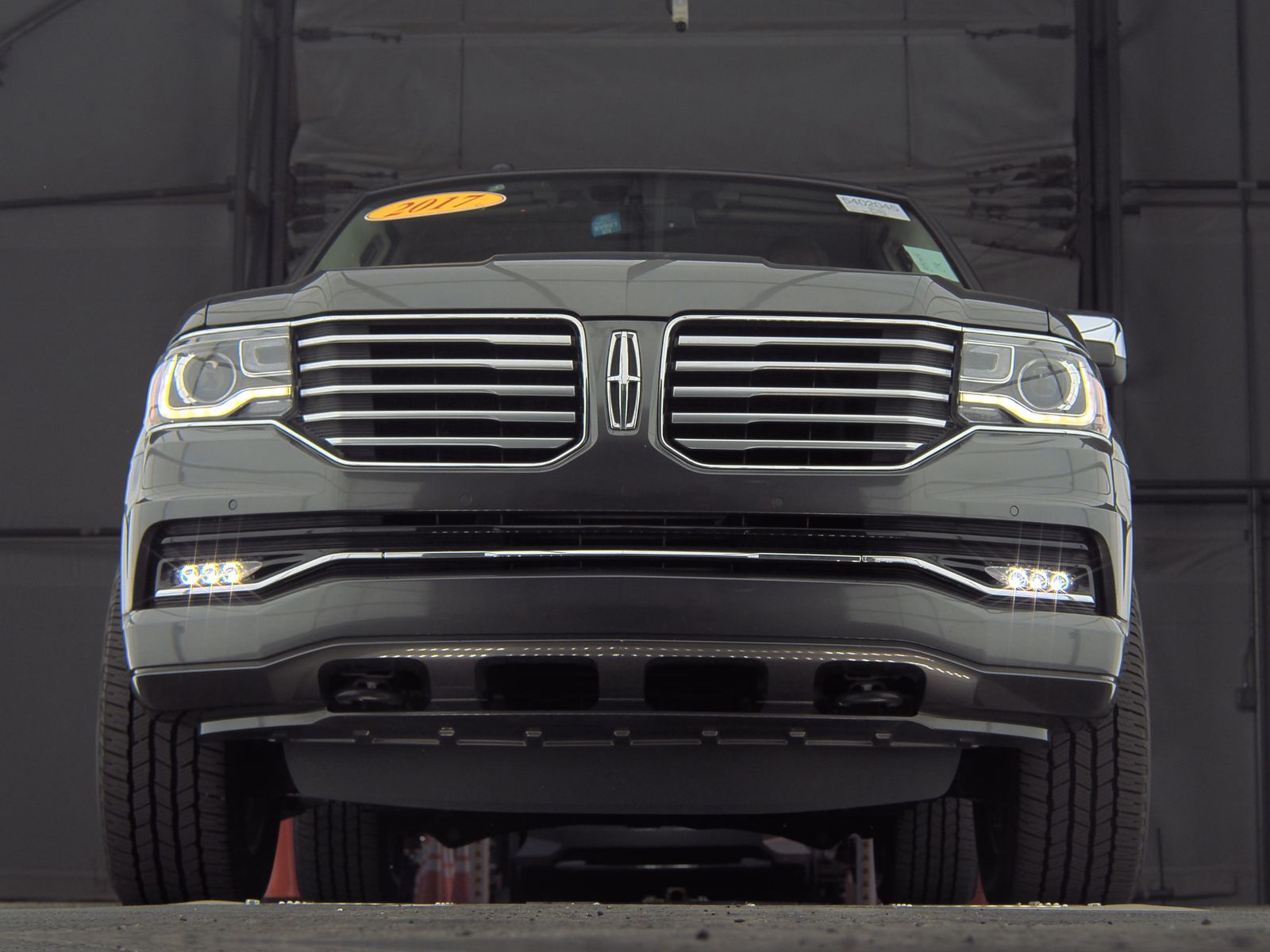 2017 Lincoln Navigator Select RWD