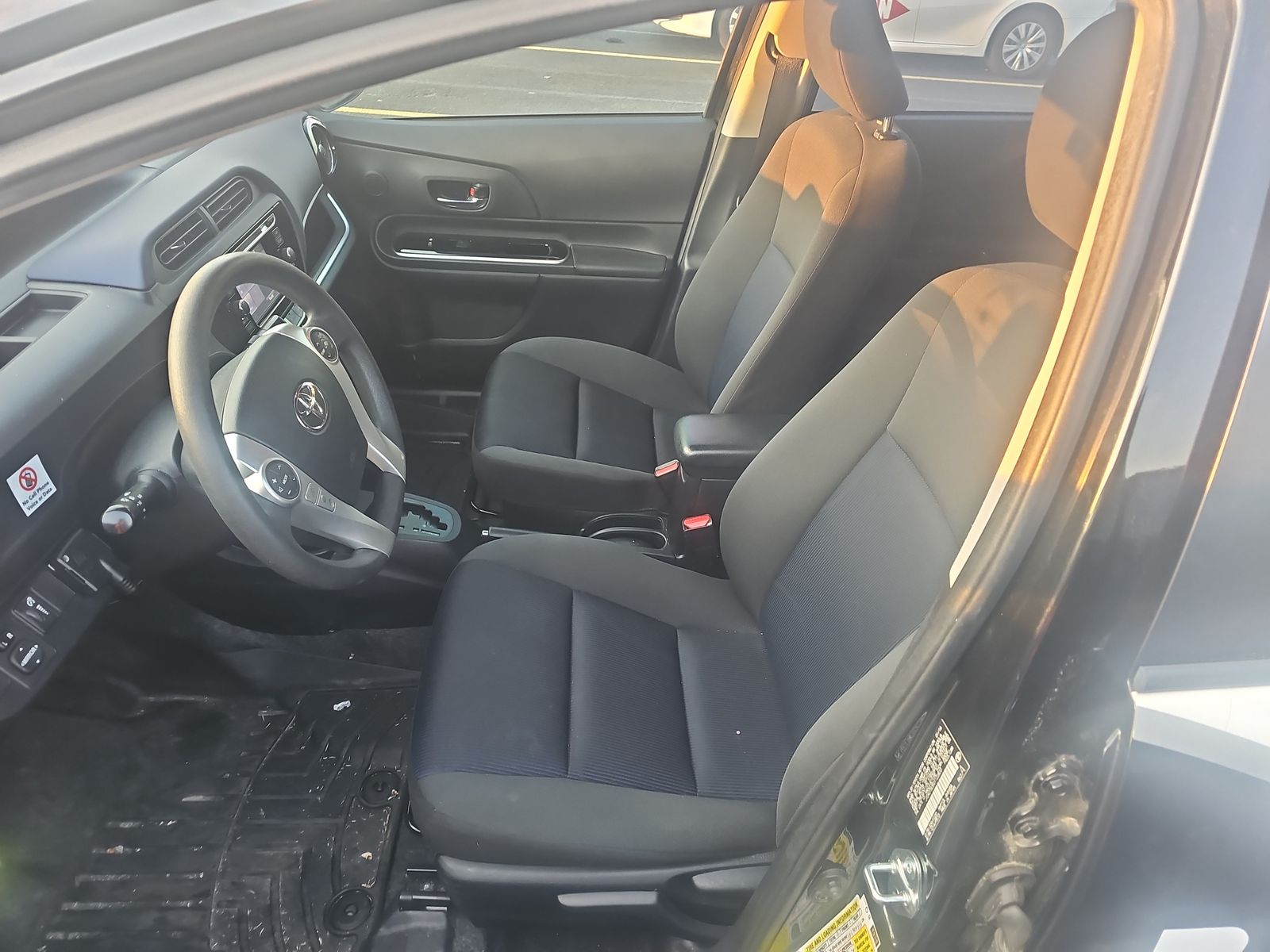 2016 Toyota Prius c Two FWD