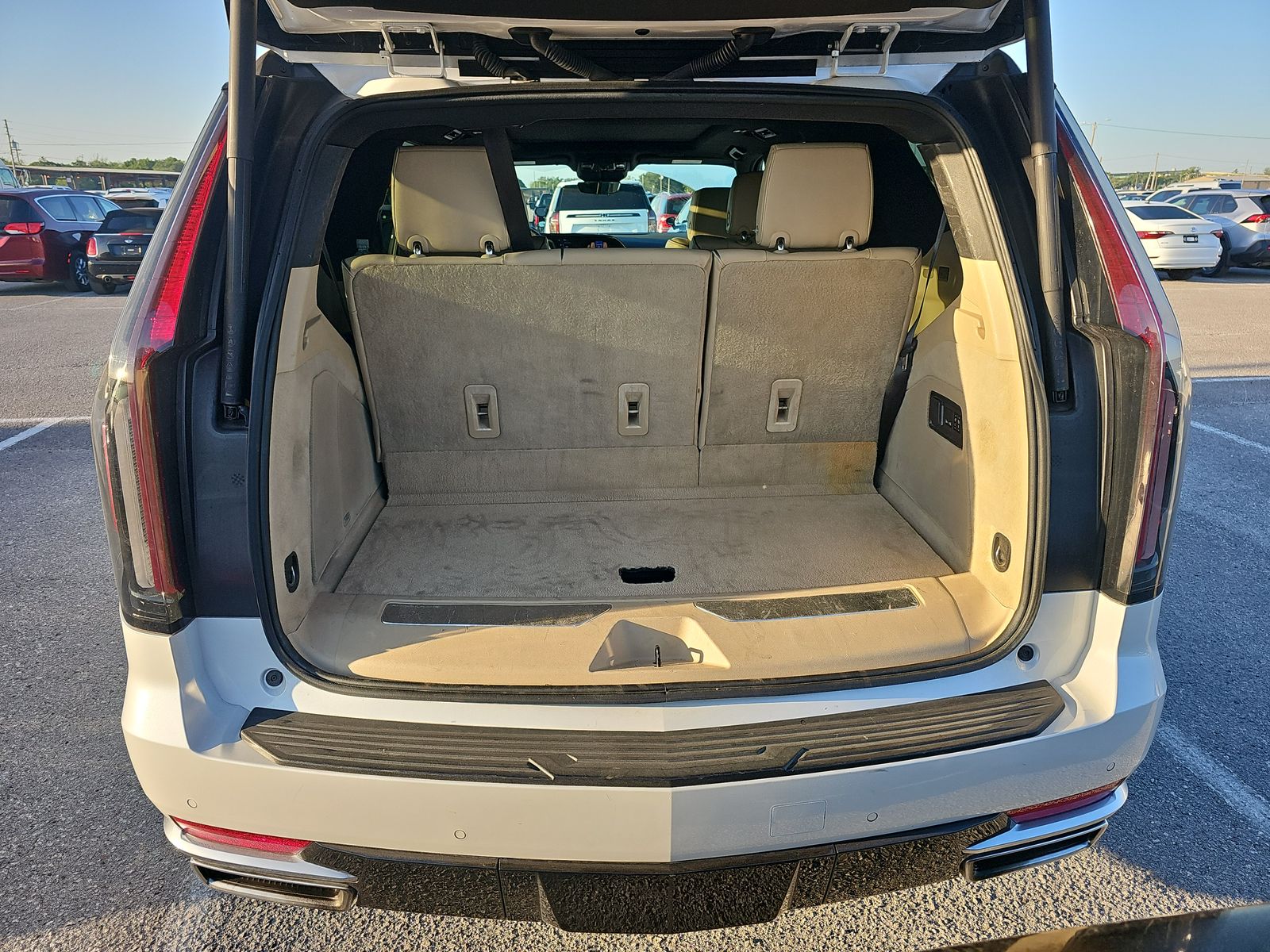 2023 Cadillac Escalade Premium Luxury AWD