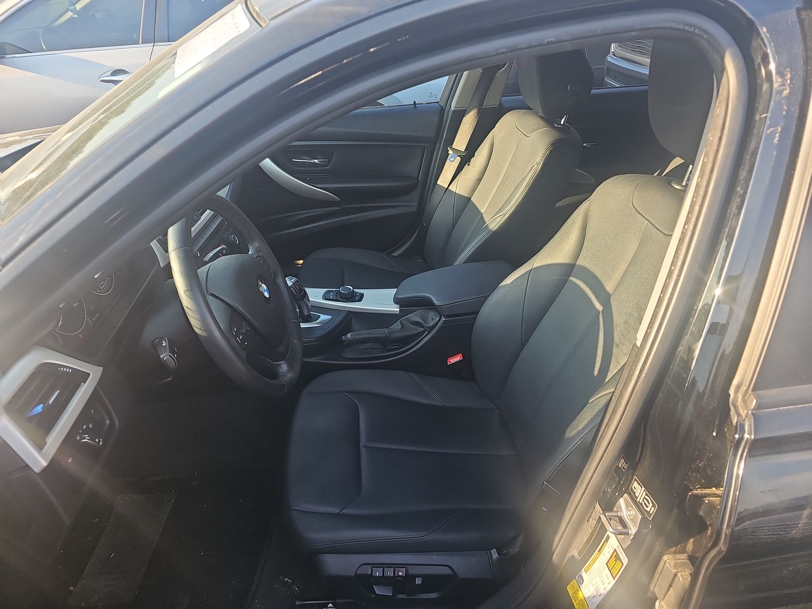 2014 BMW 3 Series 320i RWD