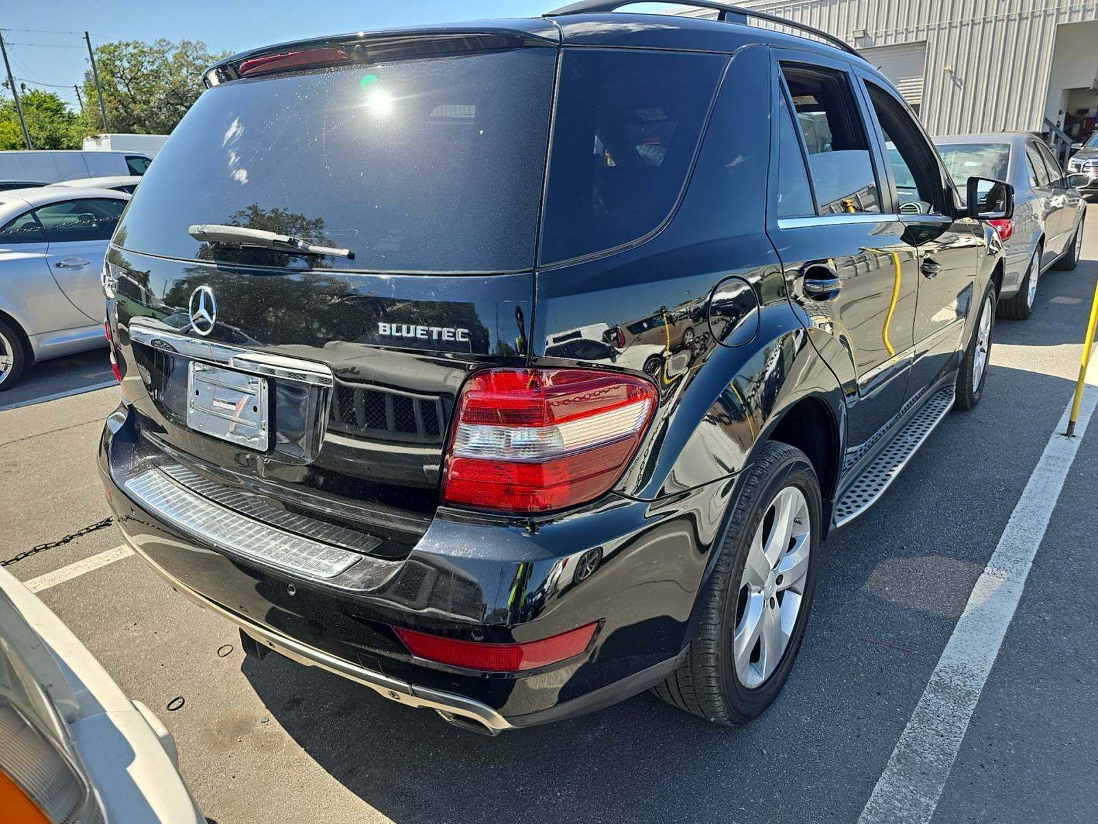 2011 Mercedes-Benz M-Class ML 350 BlueTEC AWD