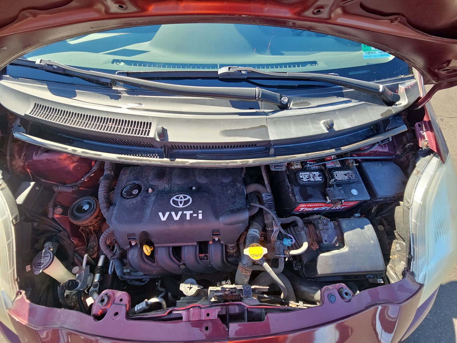2010 Toyota Yaris Base FWD