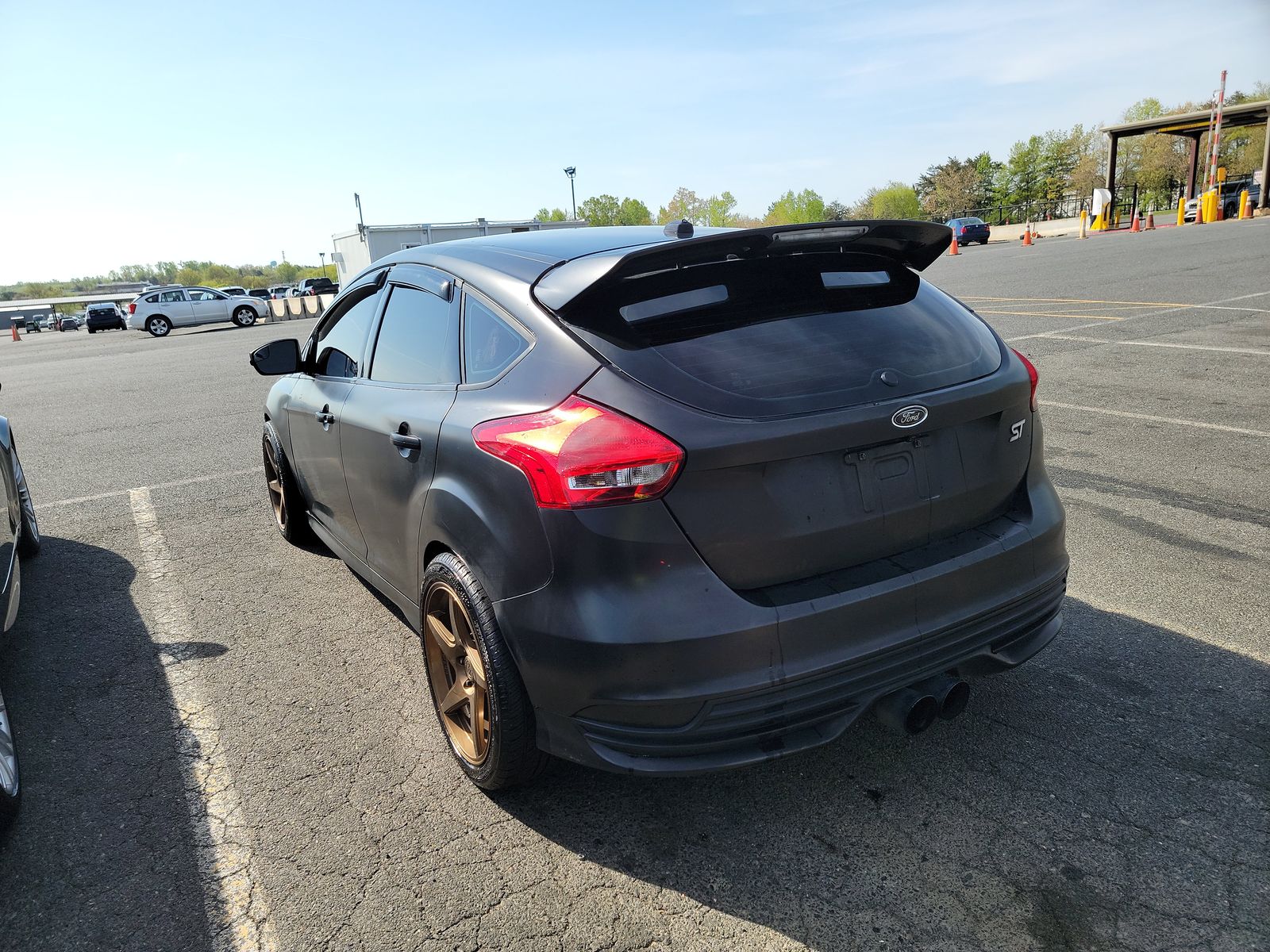 2017 Ford Focus ST FWD