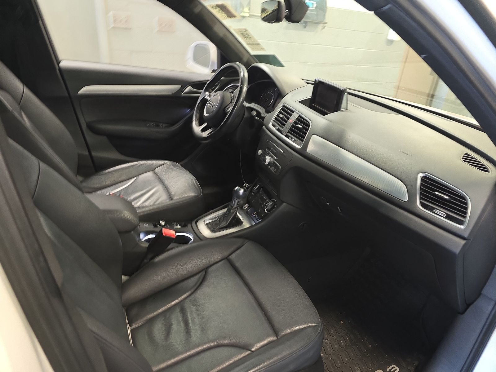 2018 Audi Q3 2.0T Premium FWD