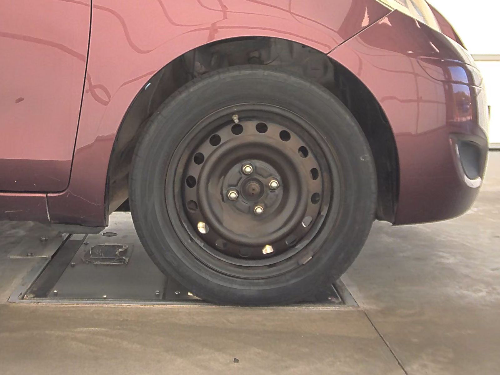 2010 Toyota Yaris Base FWD