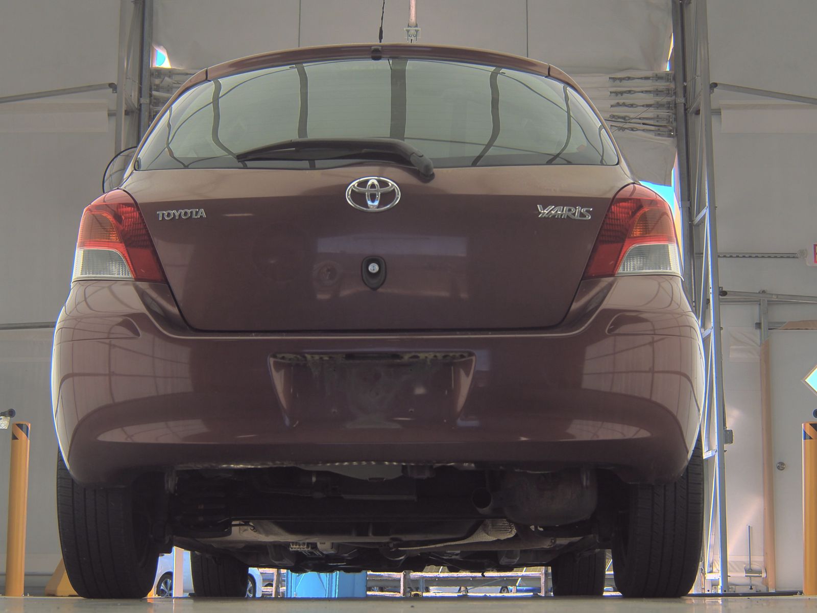 2010 Toyota Yaris Base FWD