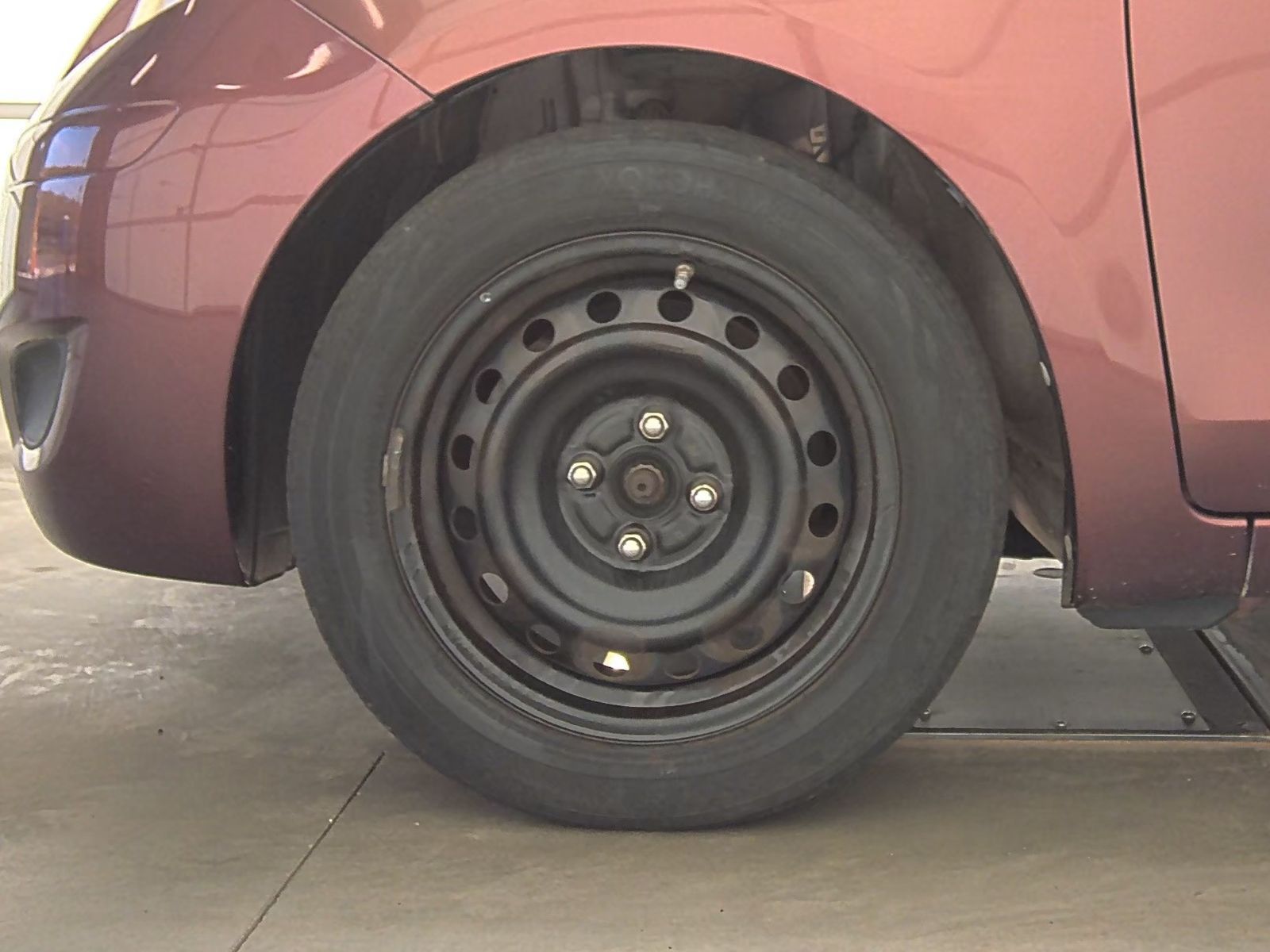 2010 Toyota Yaris Base FWD