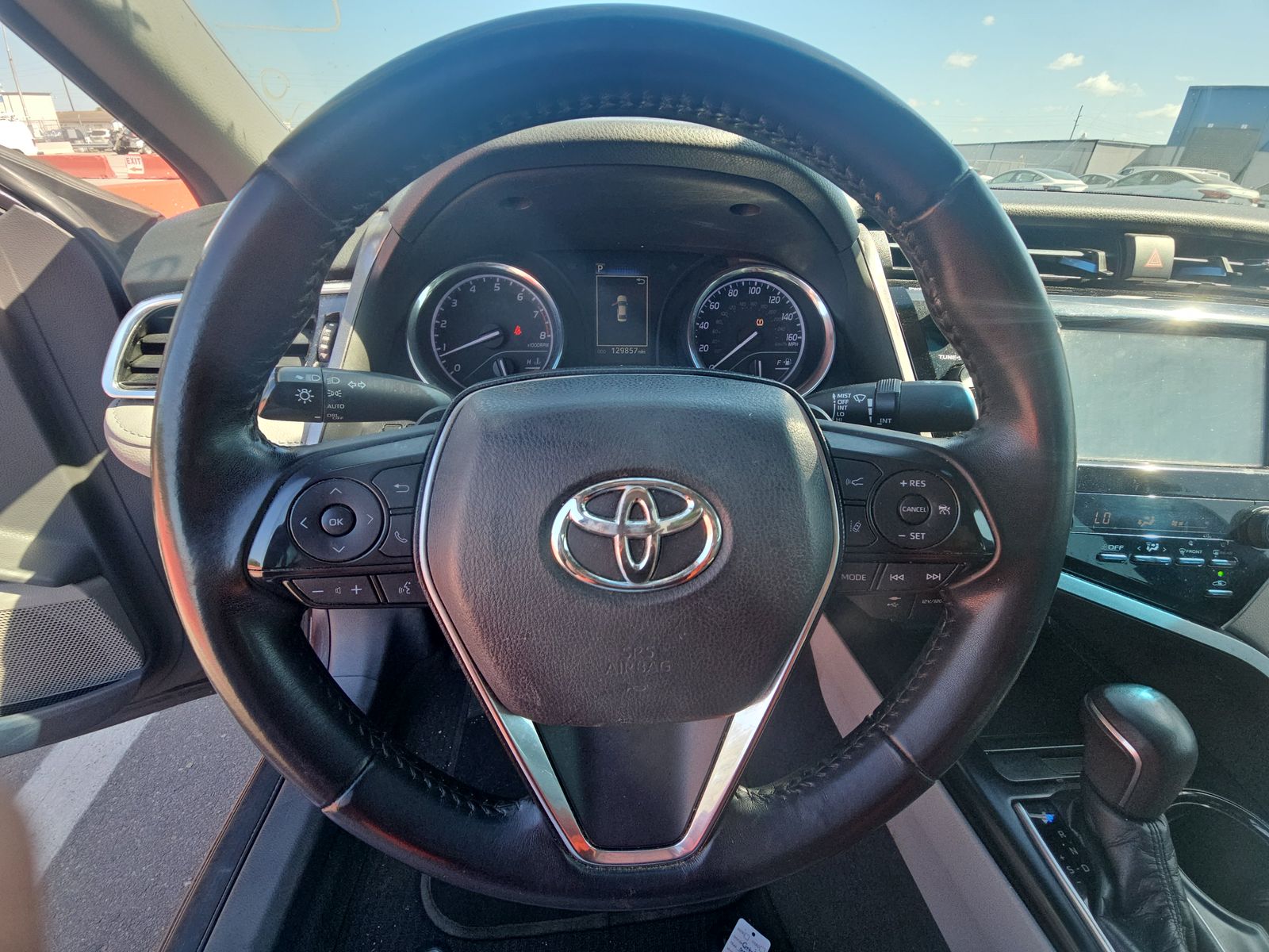 2018 Toyota Camry SE FWD