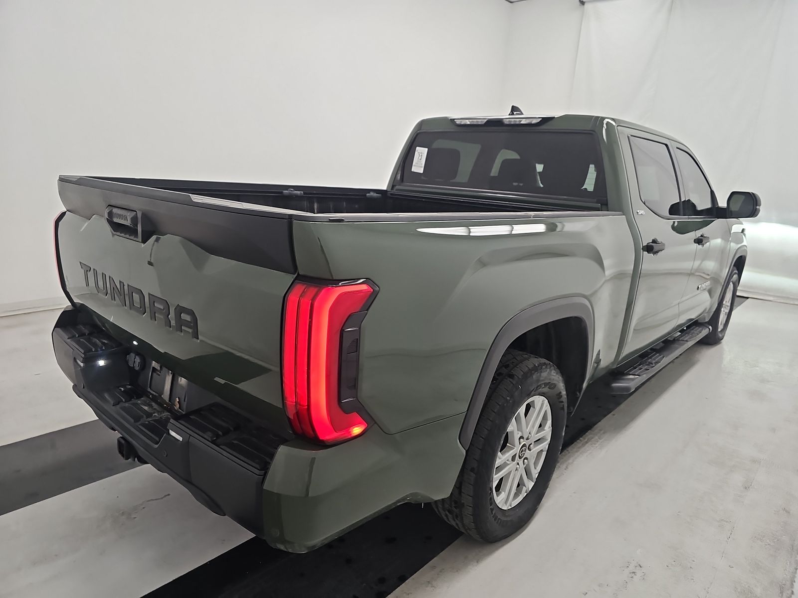 2022 Toyota Tundra SR5 RWD