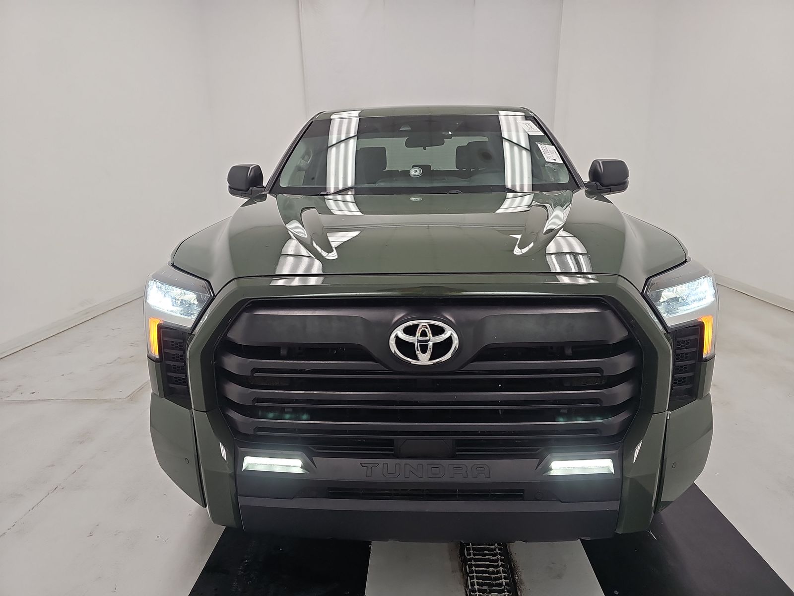 2022 Toyota Tundra SR5 RWD