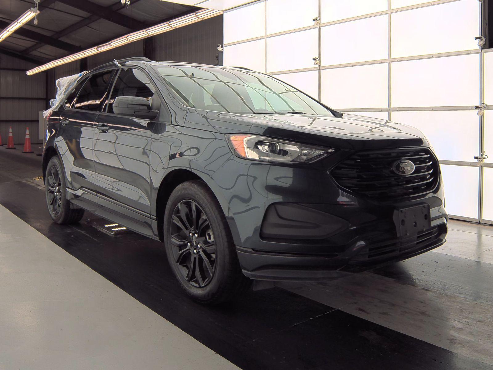 2022 Ford Edge SE AWD
