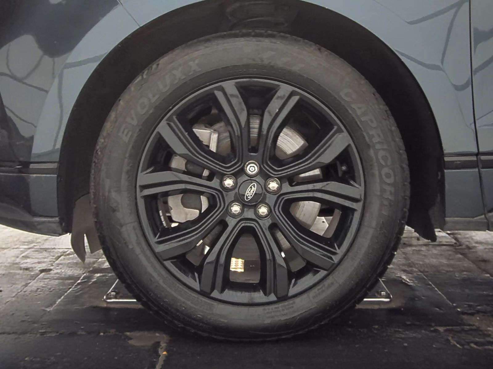 2022 Ford Edge SE AWD