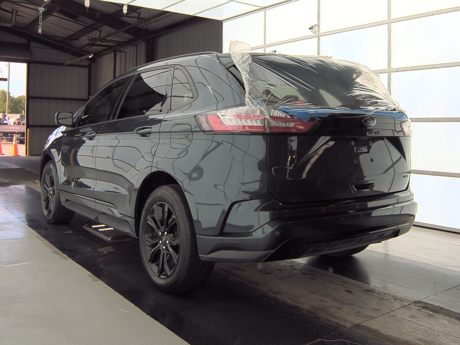 2022 Ford Edge SE AWD