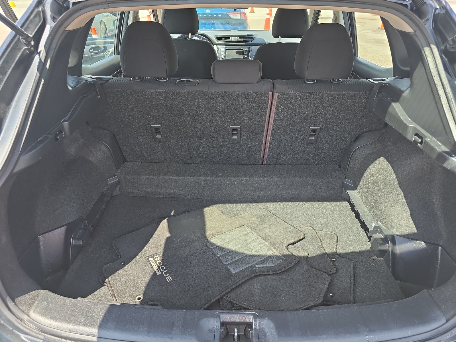 2020 Nissan Rogue Sport S FWD