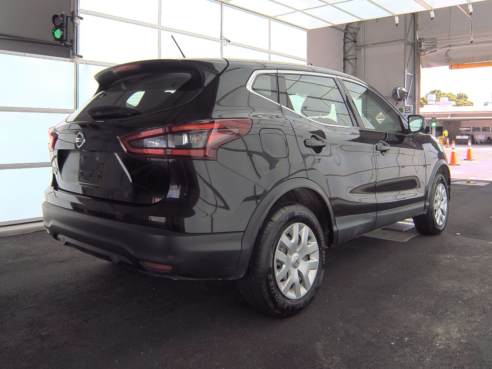 2020 Nissan Rogue Sport S FWD