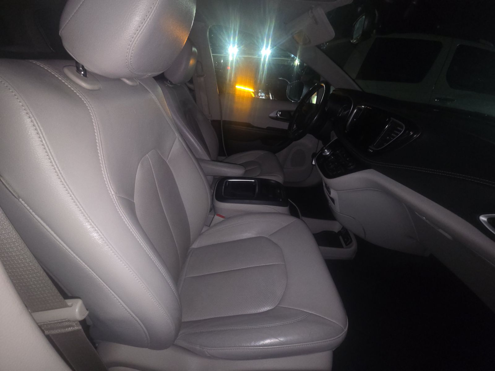 2021 Chrysler Pacifica Touring L FWD