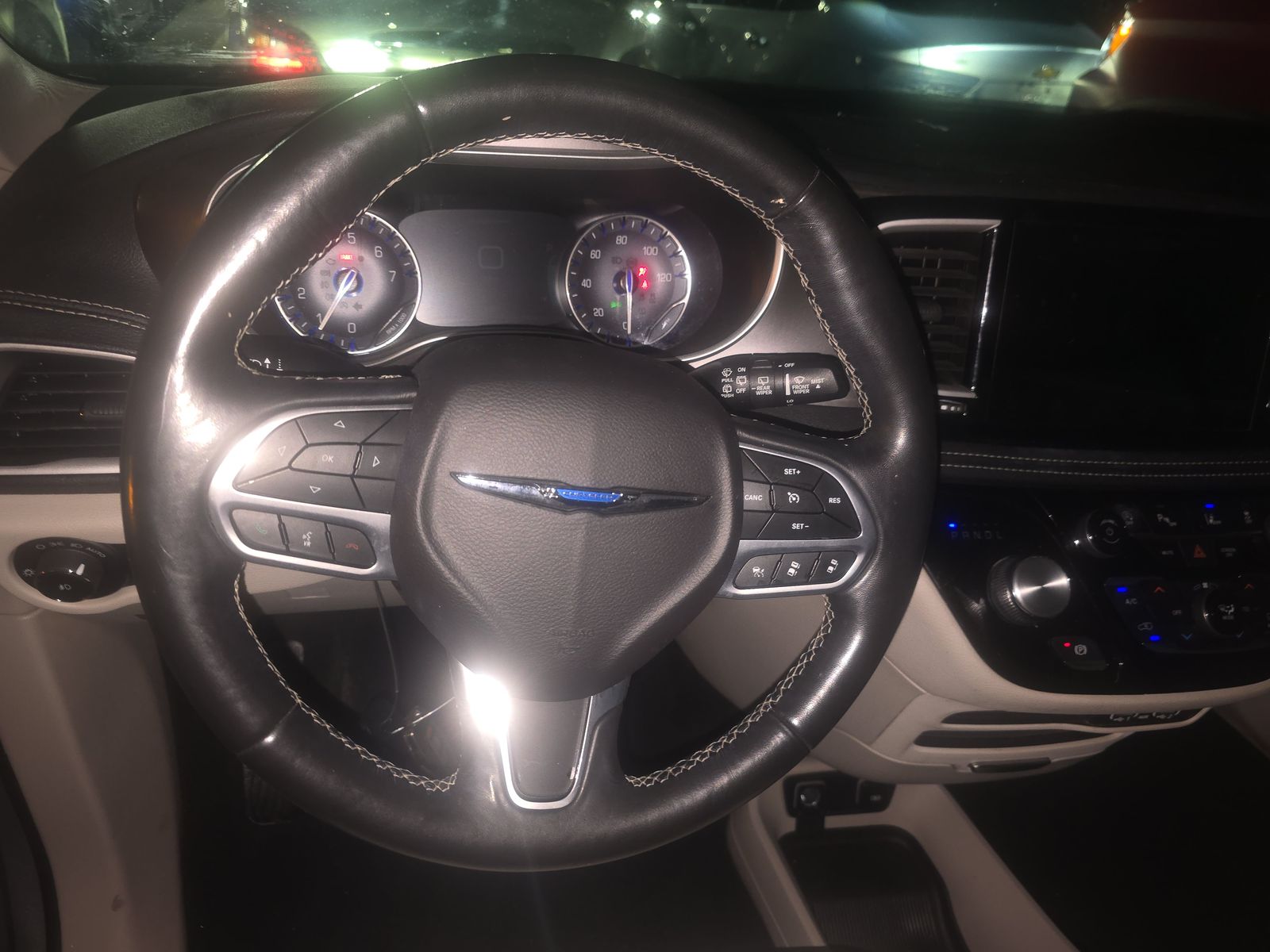 2021 Chrysler Pacifica Touring L FWD