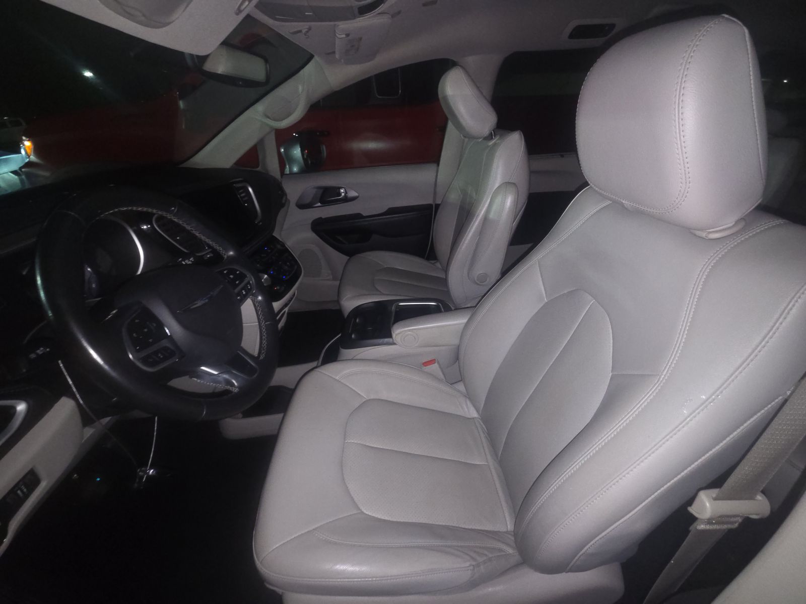 2021 Chrysler Pacifica Touring L FWD