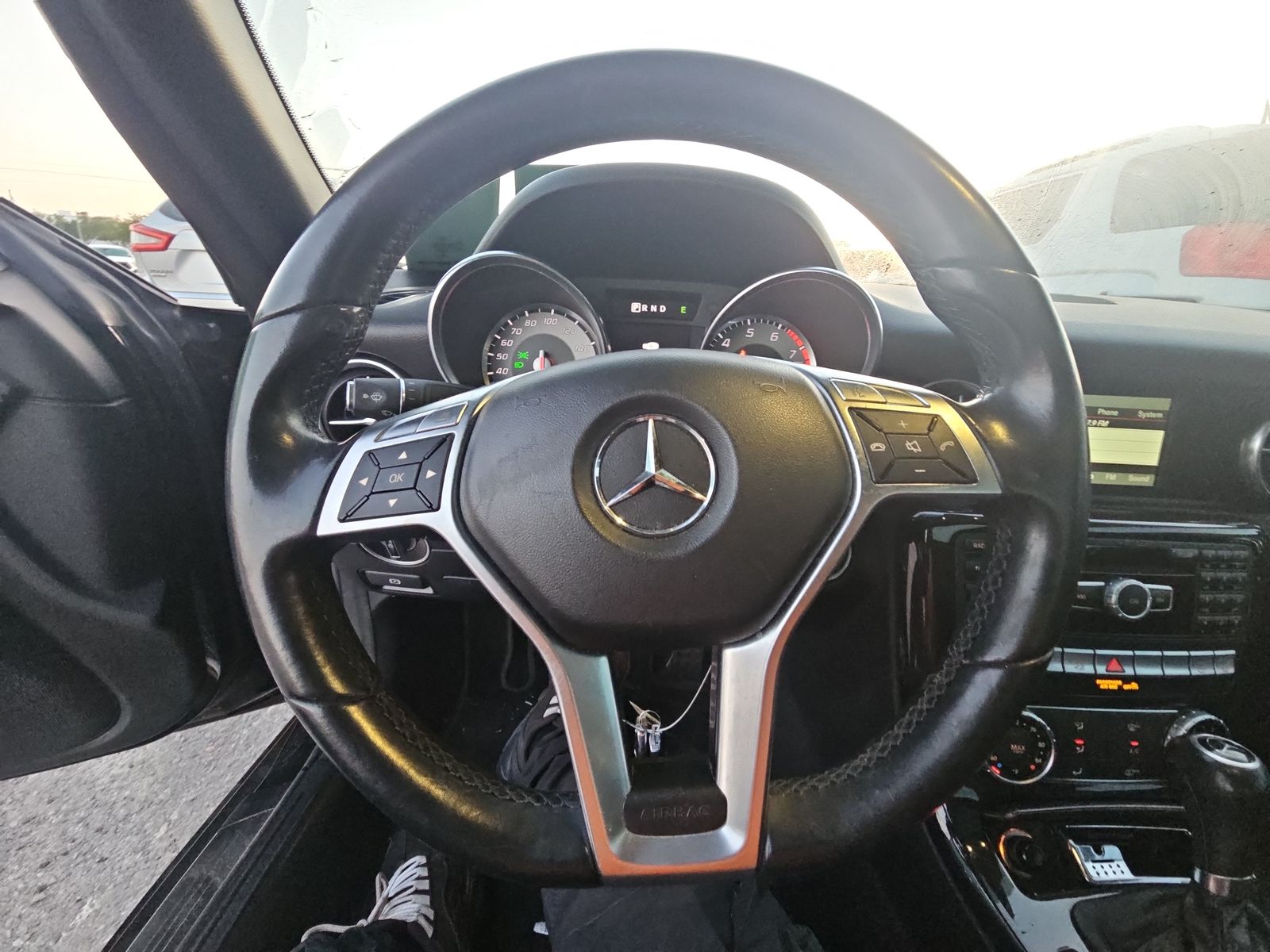 2015 Mercedes-Benz SLK-Class SLK 250 RWD