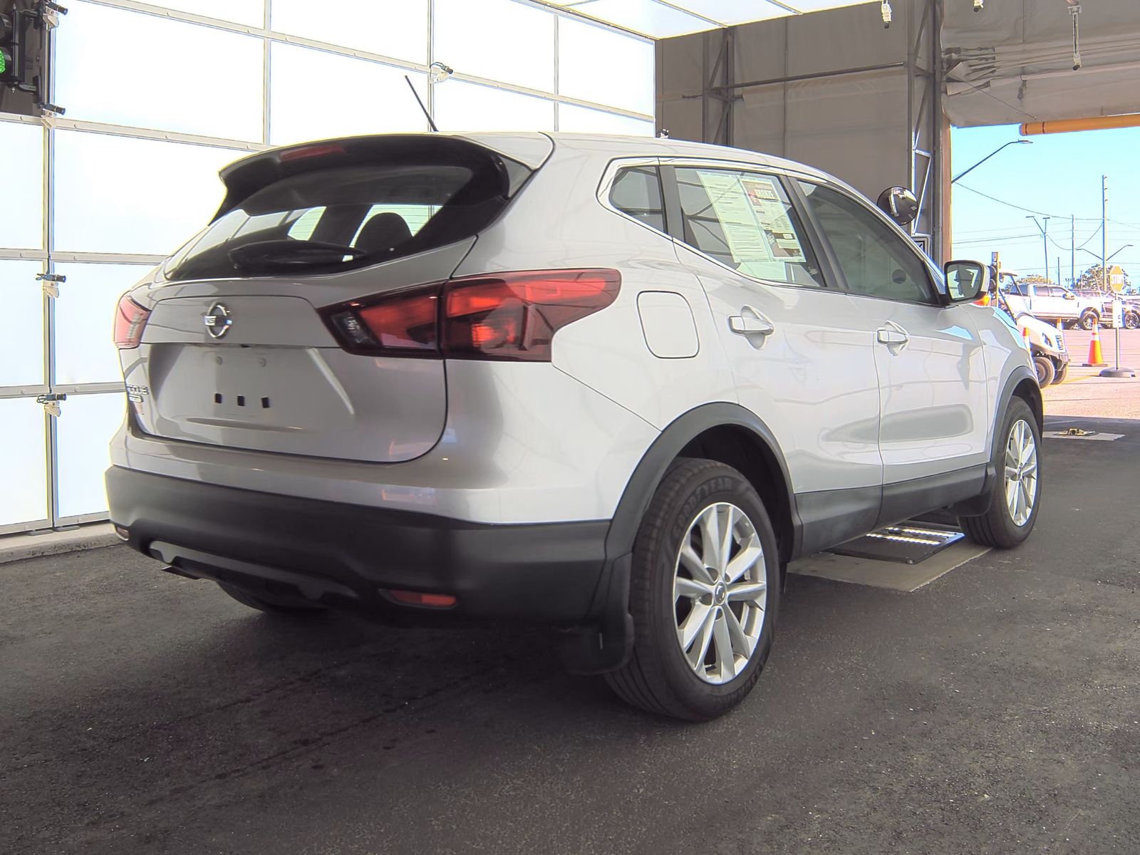 2017 Nissan Rogue Sport S FWD