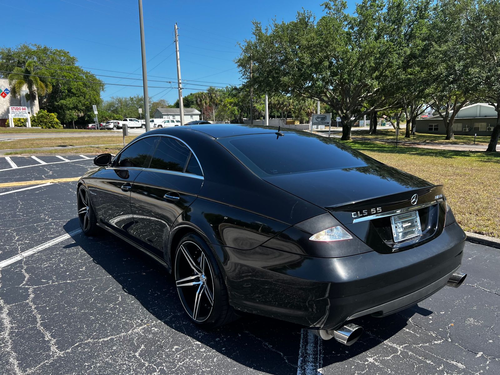 Mercedes-Benz CLS 55 AMG снимка Mercedes-Benz CLS 55 AMG