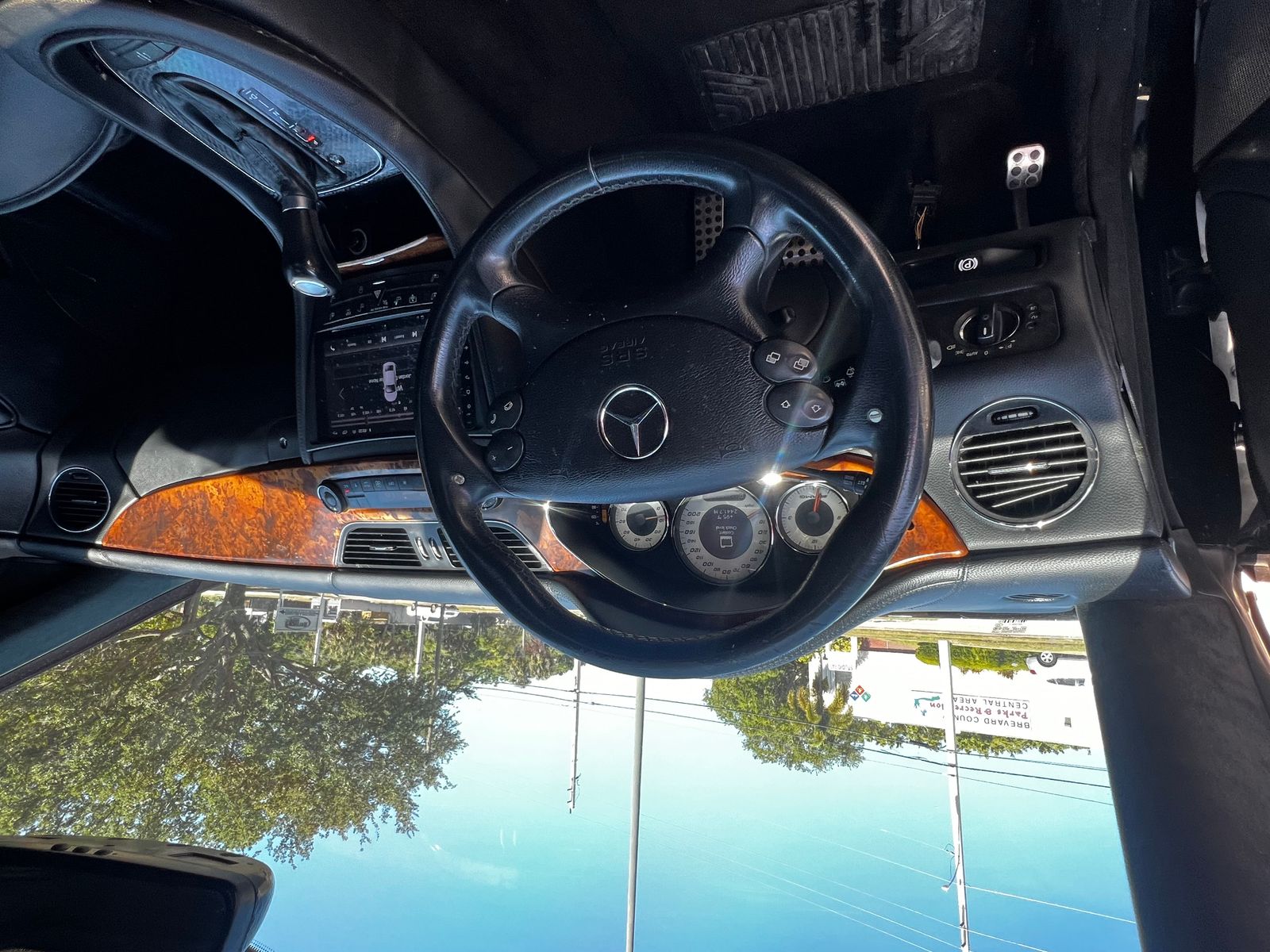 Mercedes-Benz CLS 55 AMG снимка Mercedes-Benz CLS 55 AMG