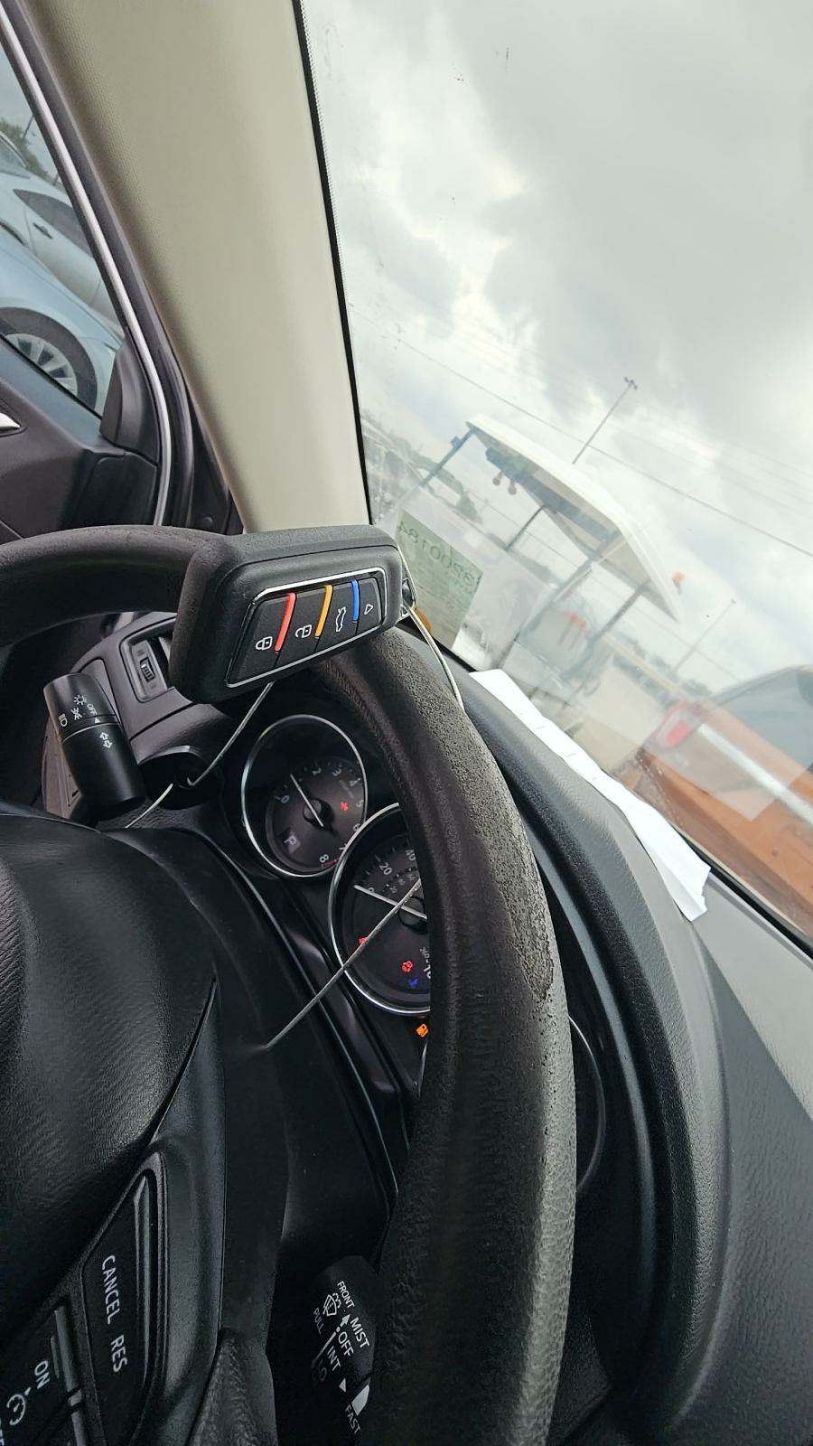 2015 MAZDA CX-5 Sport FWD