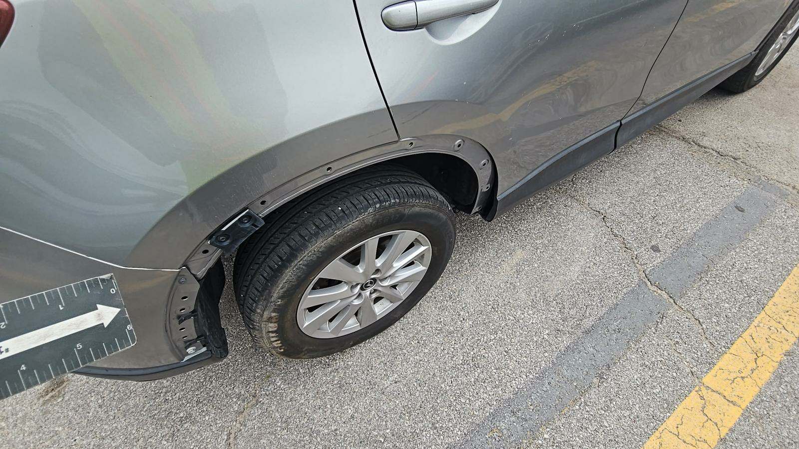 2015 MAZDA CX-5 Sport FWD