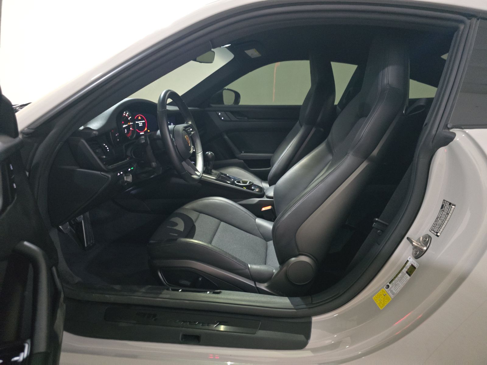 2024 Porsche 911 Carrera T RWD