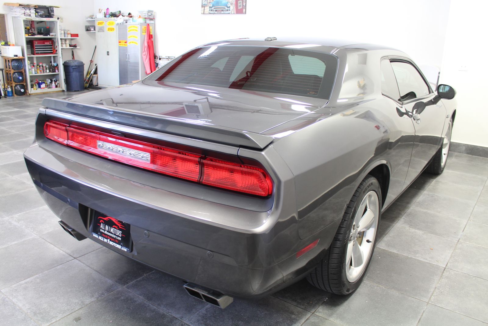 2014 Dodge Challenger R/T Classic RWD