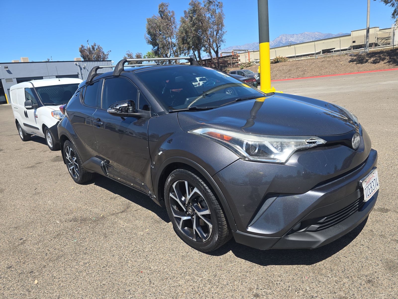 2018 Toyota C-HR XLE Premium FWD
