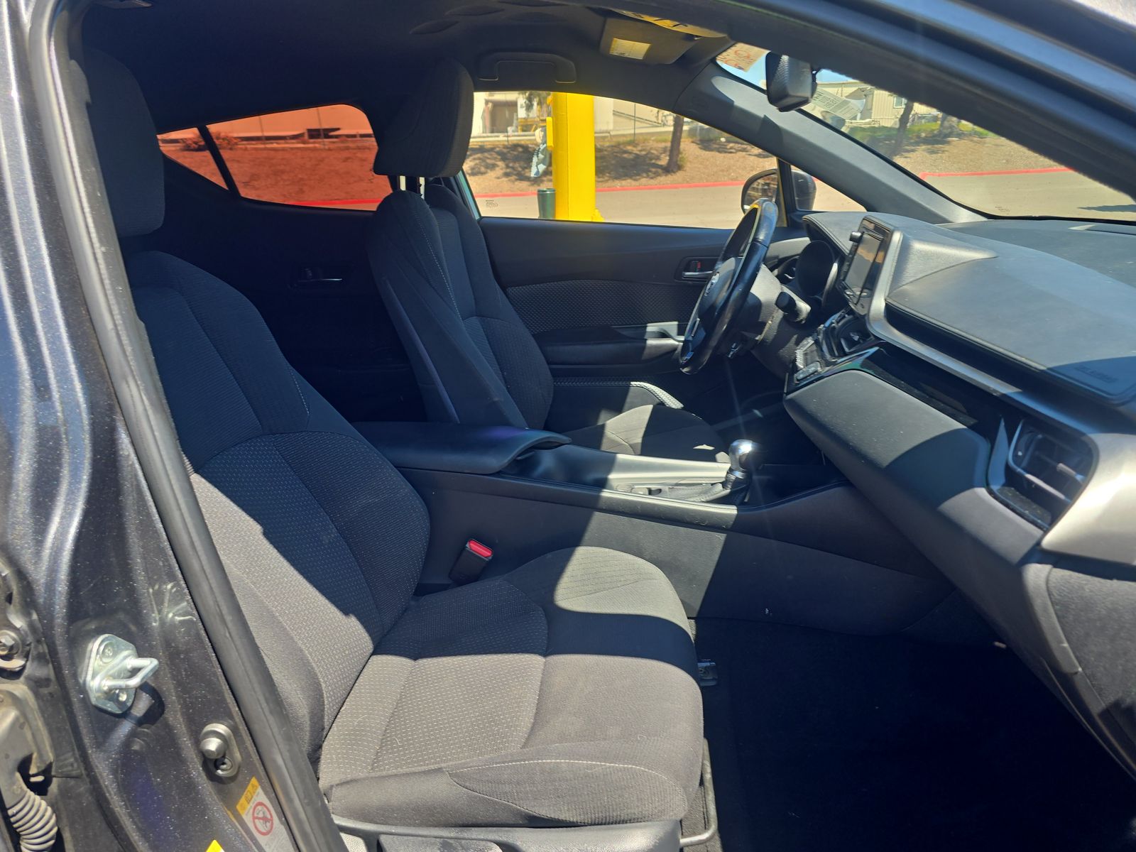 2018 Toyota C-HR XLE Premium FWD