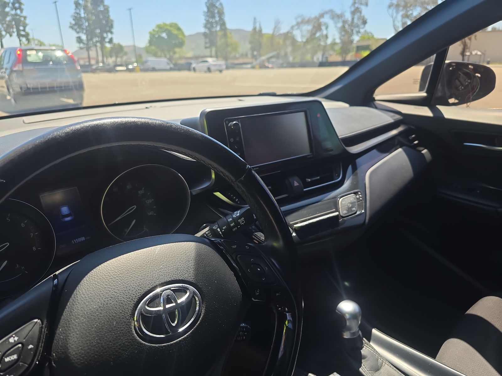 2018 Toyota C-HR XLE Premium FWD