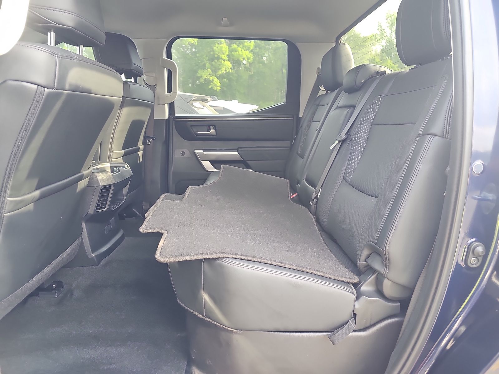 2023 Toyota Tundra SR5 AWD