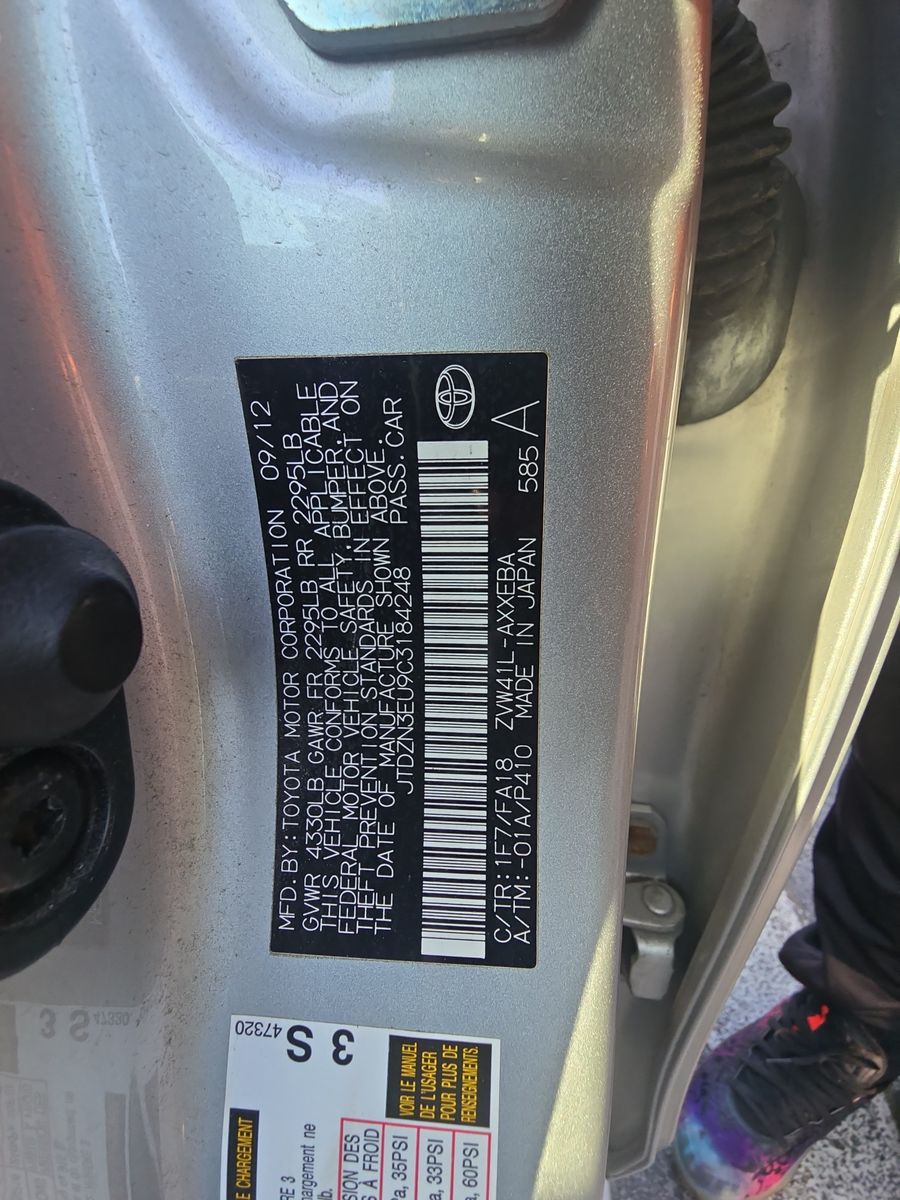 2012 Toyota Prius v Three FWD